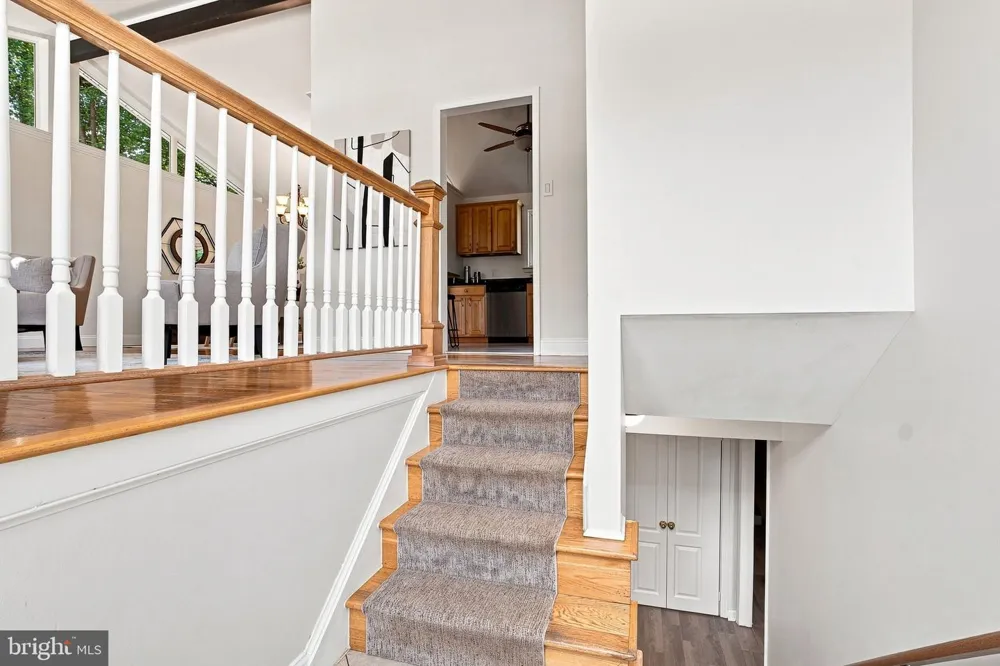 8926 CROMWELL DRIVE Springfield, VA 22151
