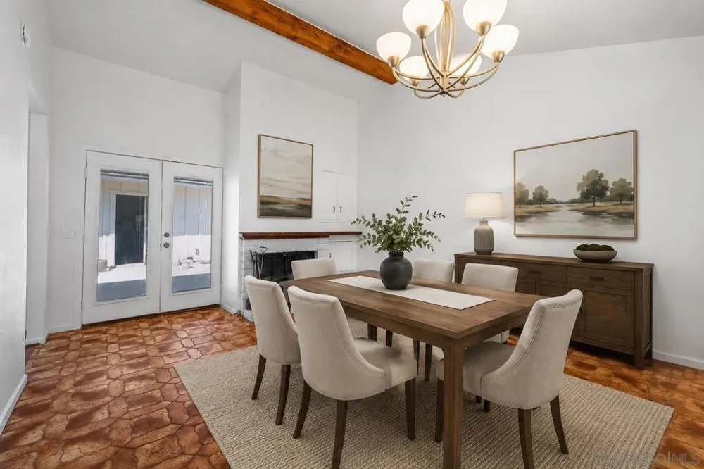 1242 Hillcrest Lane Fallbrook, CA 92028
