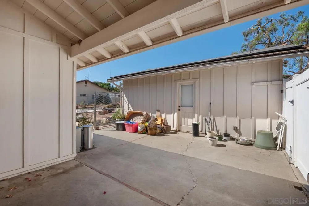 1242 Hillcrest Lane Fallbrook, CA 92028