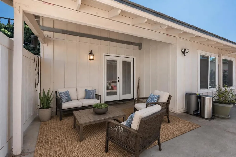 1242 Hillcrest Lane Fallbrook, CA 92028