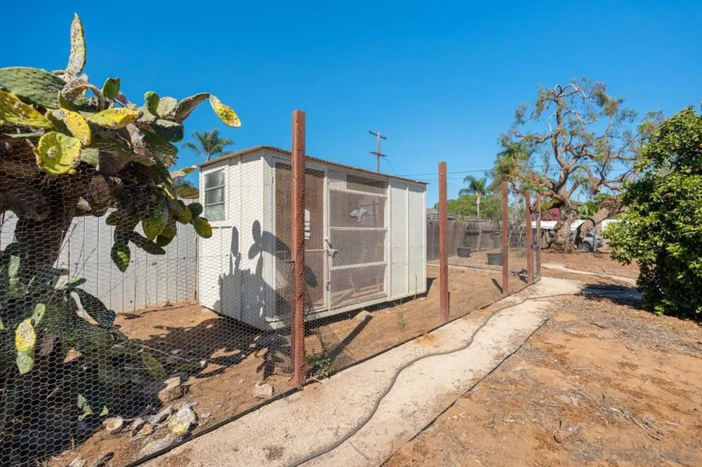 1242 Hillcrest Lane Fallbrook, CA 92028