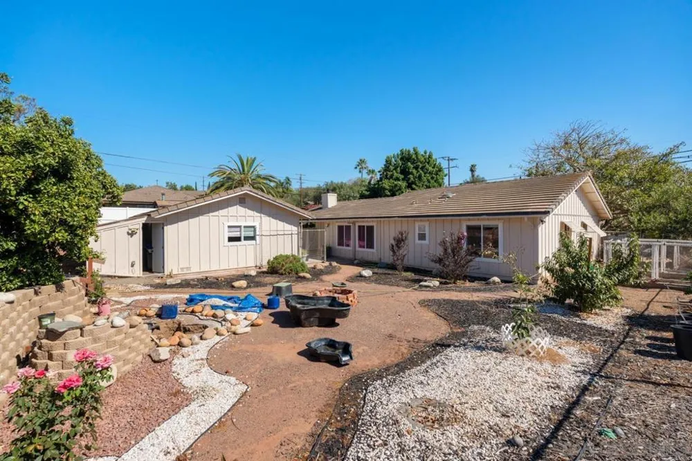 1242 Hillcrest Lane Fallbrook, CA 92028