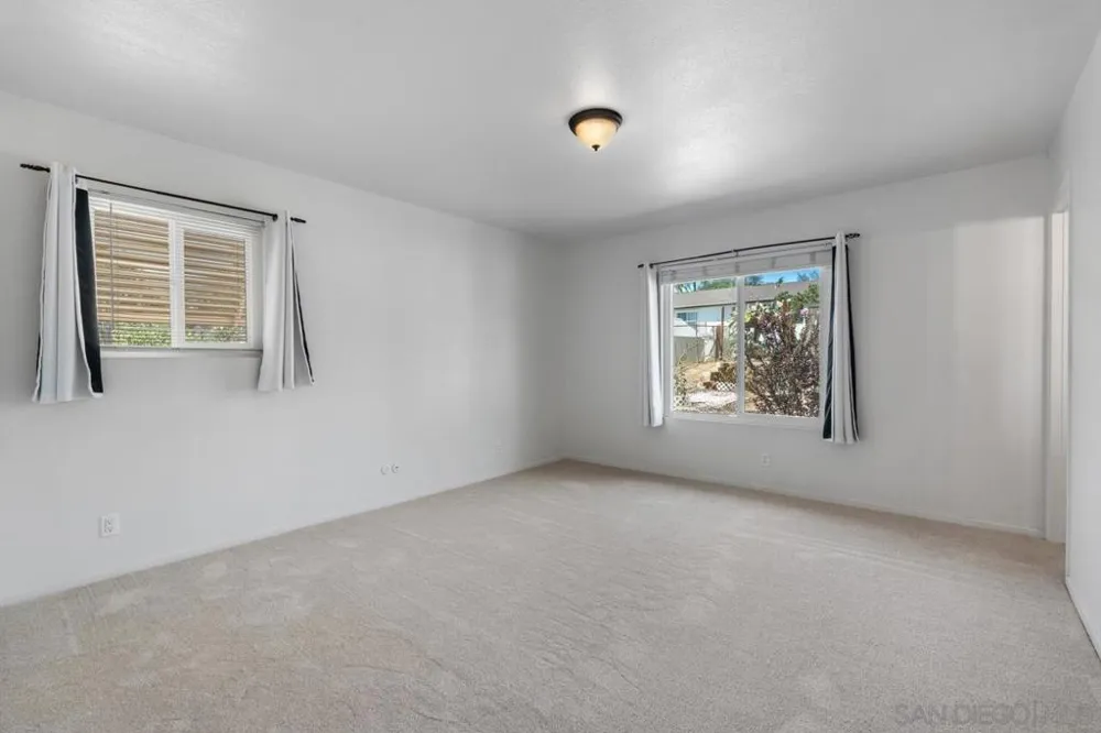 1242 Hillcrest Lane Fallbrook, CA 92028