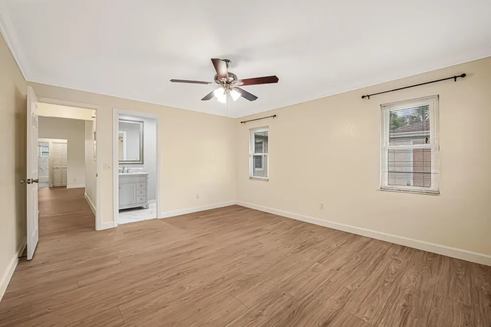 427 Las Palmas Street Royal Palm Beach, FL 33411