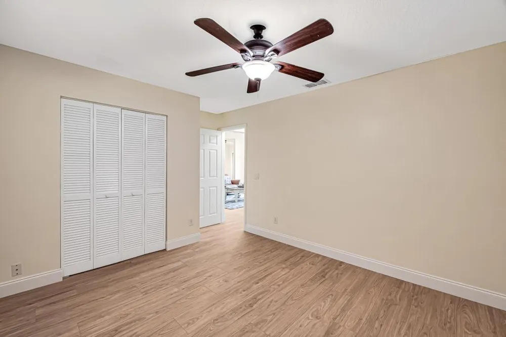 427 Las Palmas Street Royal Palm Beach, FL 33411