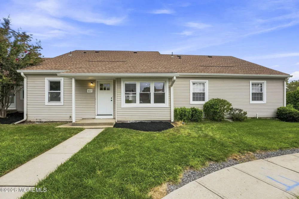 61 Piazza Vittoria Freehold, NJ 07728
