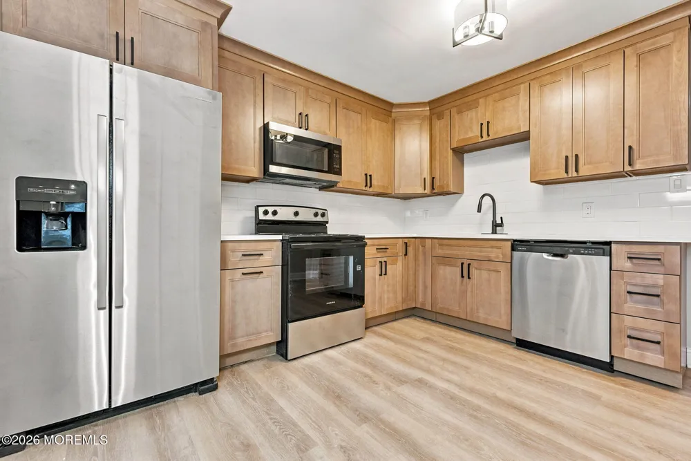 61 Piazza Vittoria Freehold, NJ 07728