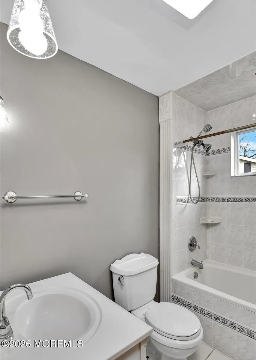 64 Waackaack Avenue Keansburg, NJ 07734