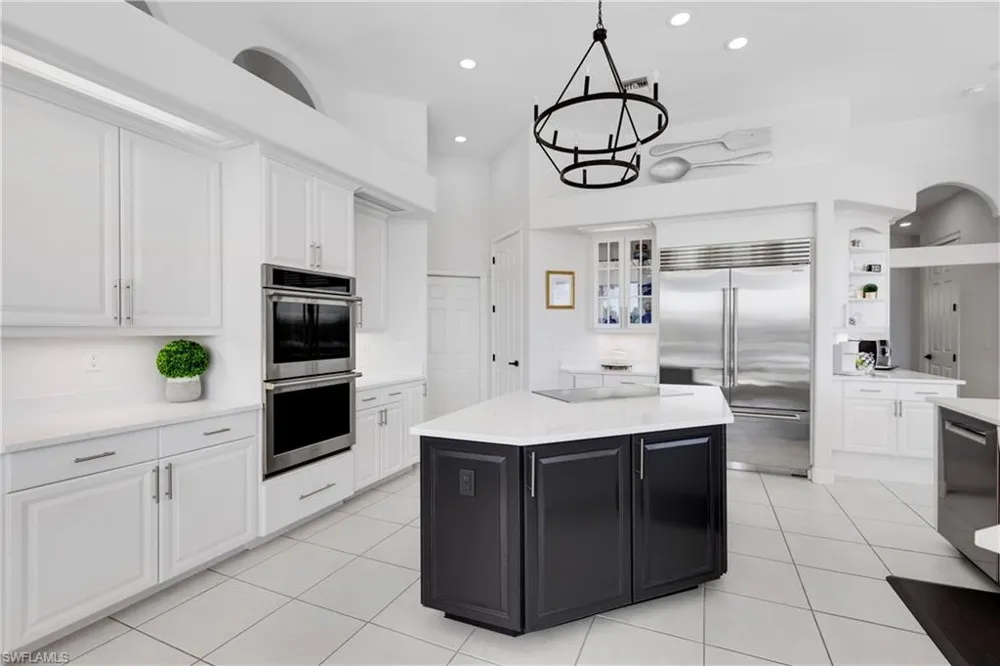1650 Caxambas Court Marco Island, FL 34145