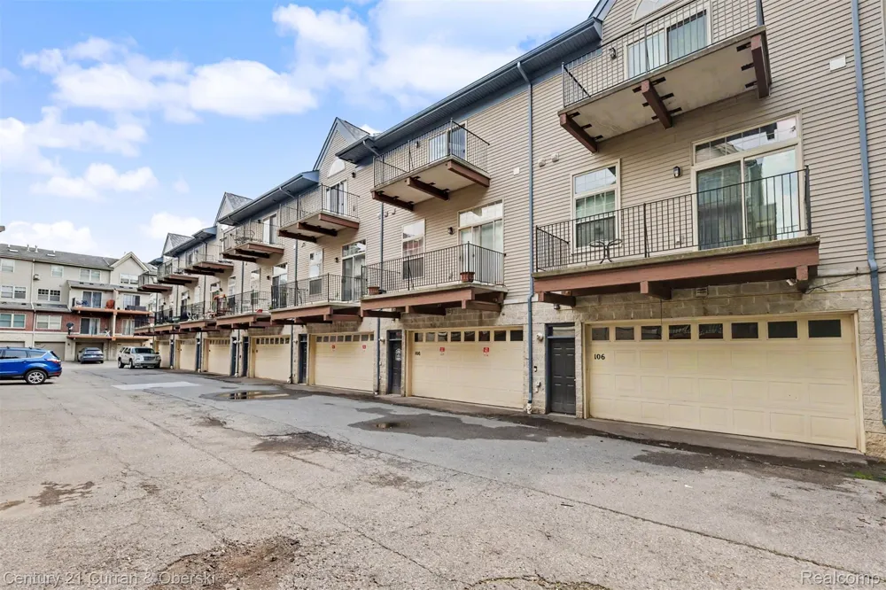 108 Adelaide Street Detroit City, MI 48201