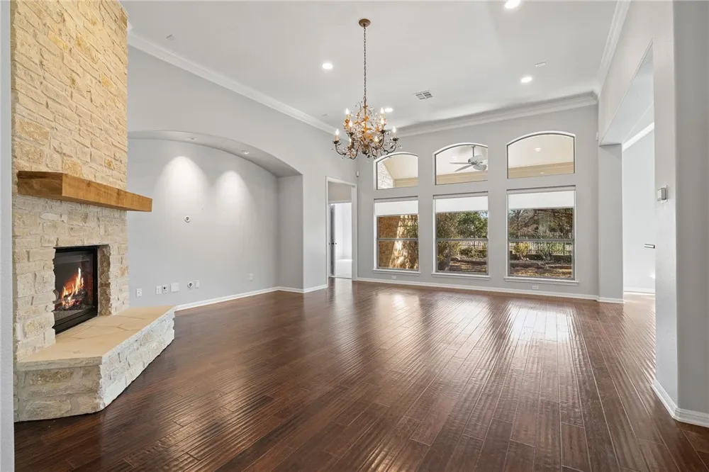4705 Mont Blanc Drive Bee Cave, TX 78738