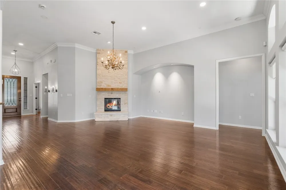4705 Mont Blanc Drive Bee Cave, TX 78738