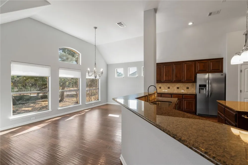 4705 Mont Blanc Drive Bee Cave, TX 78738