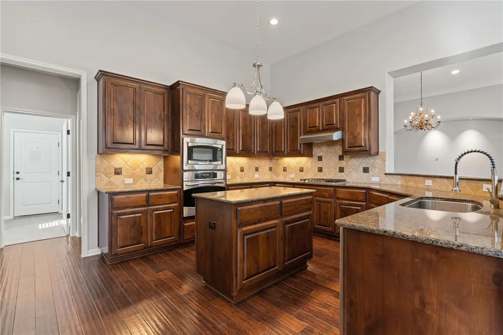 4705 Mont Blanc Drive Bee Cave, TX 78738