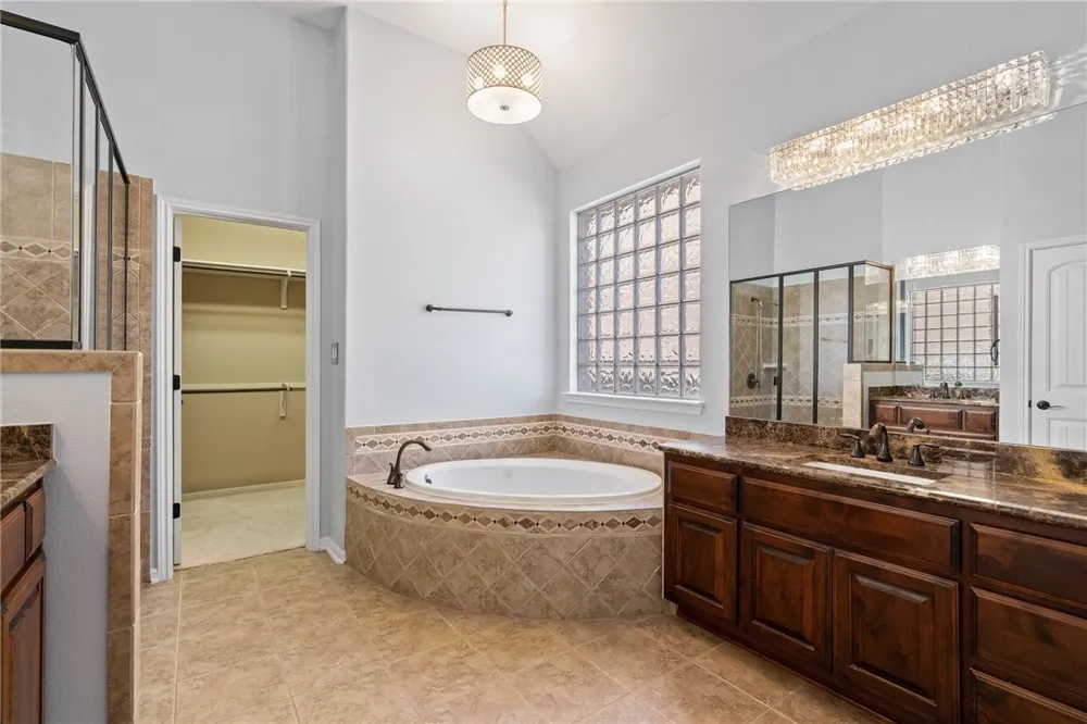 4705 Mont Blanc Drive Bee Cave, TX 78738