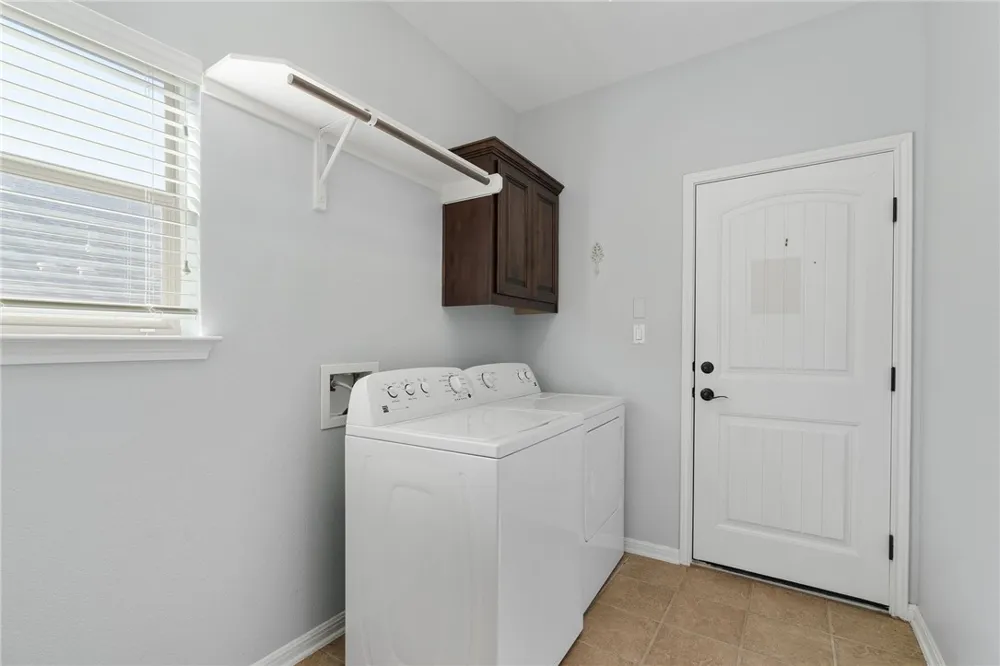 4705 Mont Blanc Drive Bee Cave, TX 78738