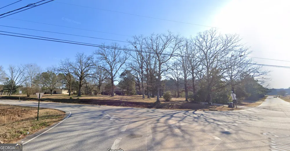 1007 S Hampton RD Hampton, GA 30228