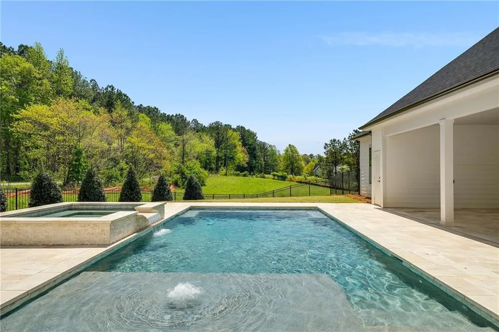 239 Aberdeen Way Woodstock, GA 30188