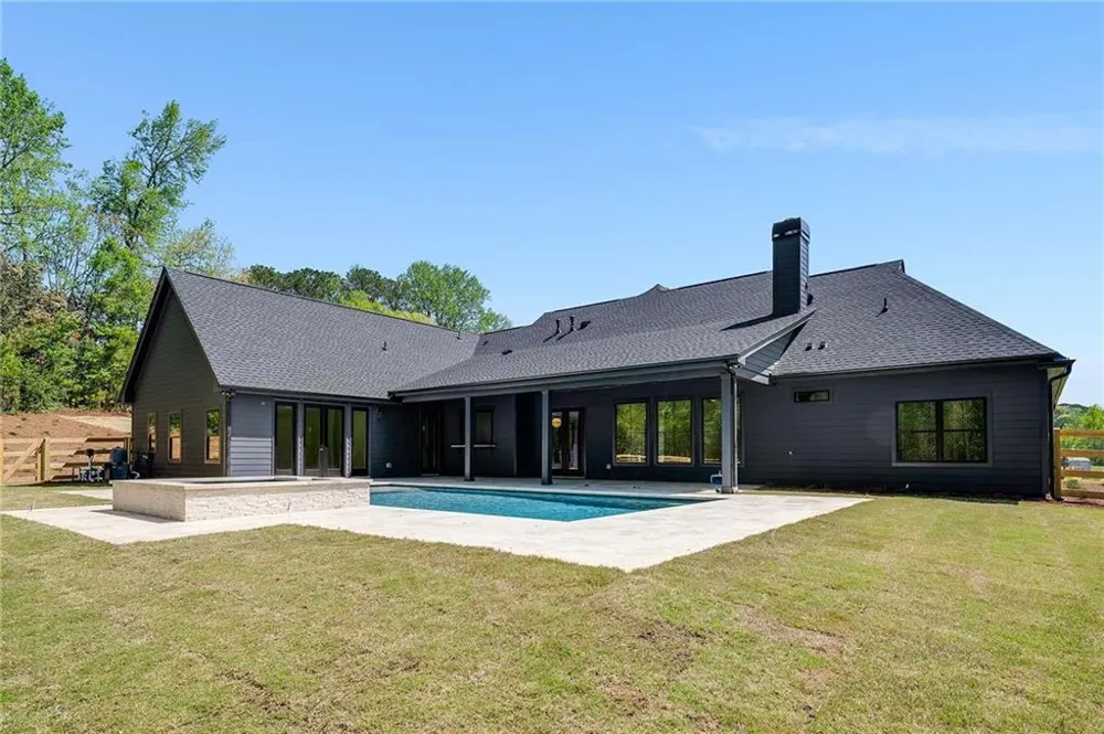239 Aberdeen Way Woodstock, GA 30188