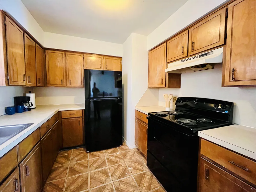 206 Taylor Merkel, TX 79536