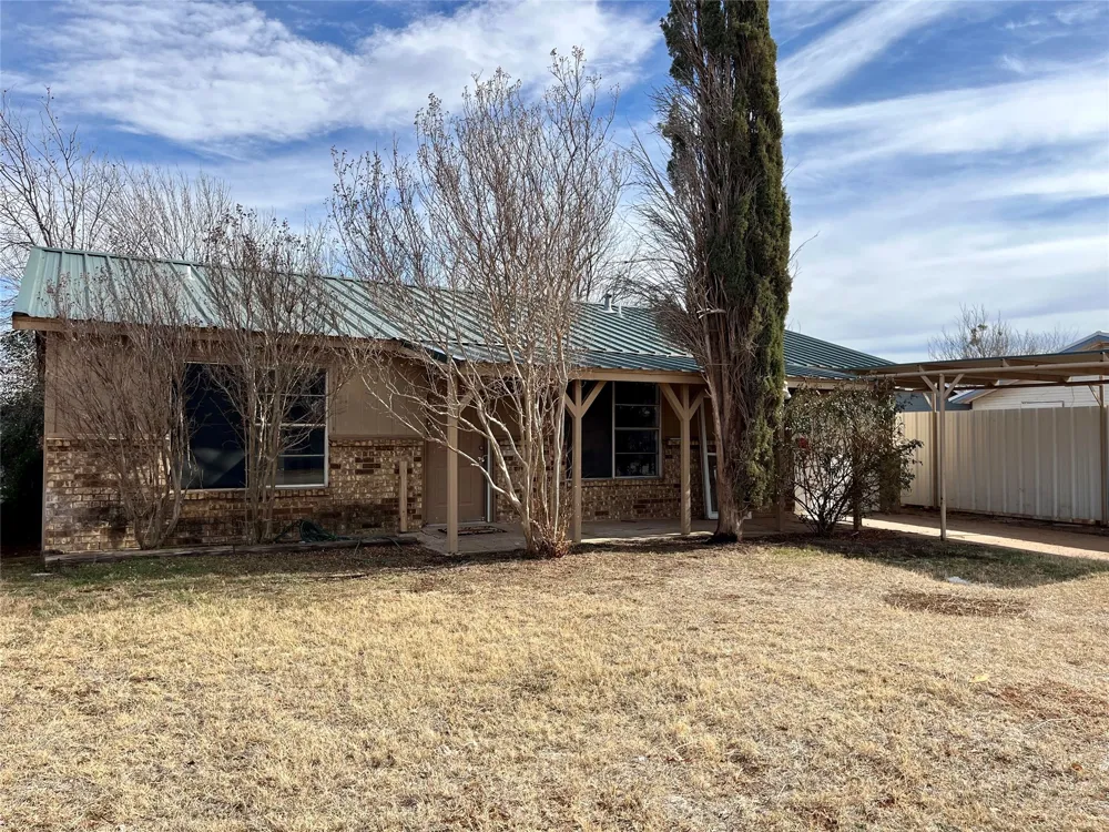 206 Taylor Merkel, TX 79536