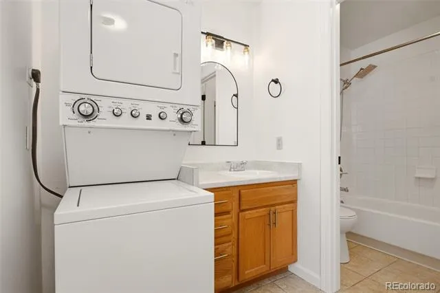 7395 E Eastman Avenue #204N Denver, CO 80231