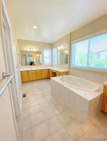 2661 Pemberly Avenue Highlands Ranch, CO 80126