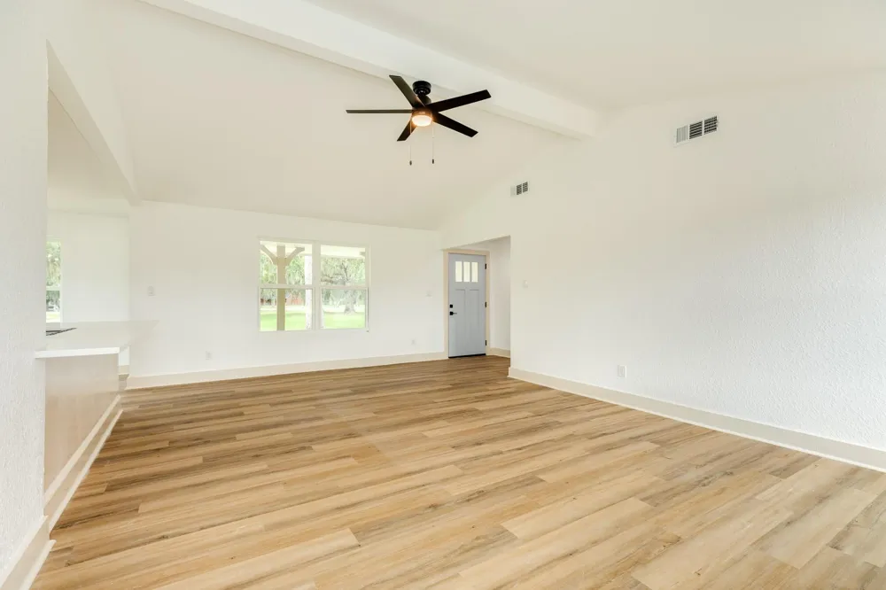 16508 County Road 729 Brazoria, TX 77422