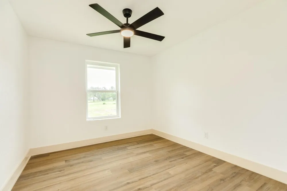 16508 County Road 729 Brazoria, TX 77422