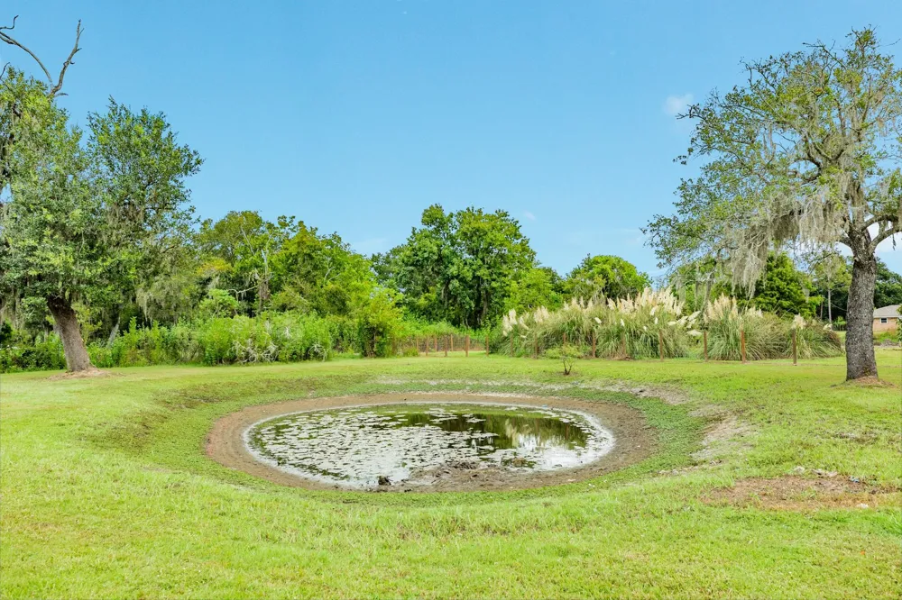 16508 County Road 729 Brazoria, TX 77422