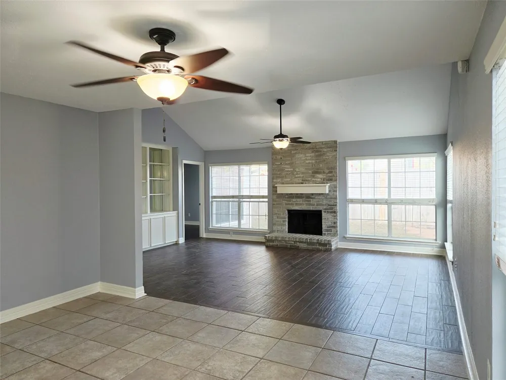 6711 Stonewater Houston, TX 77084