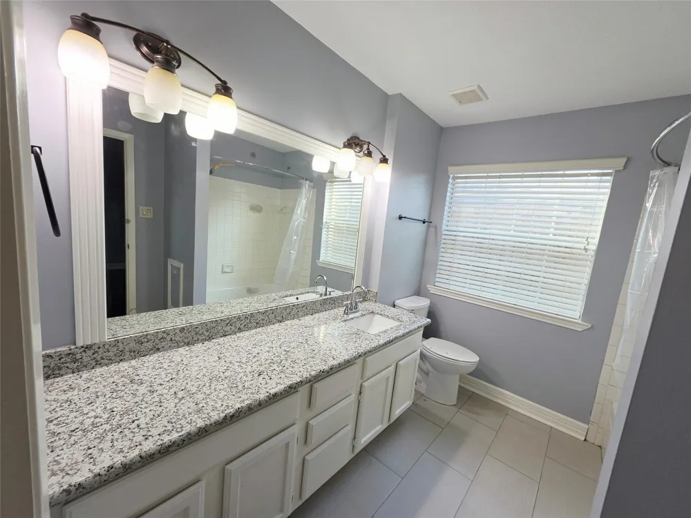 6711 Stonewater Houston, TX 77084
