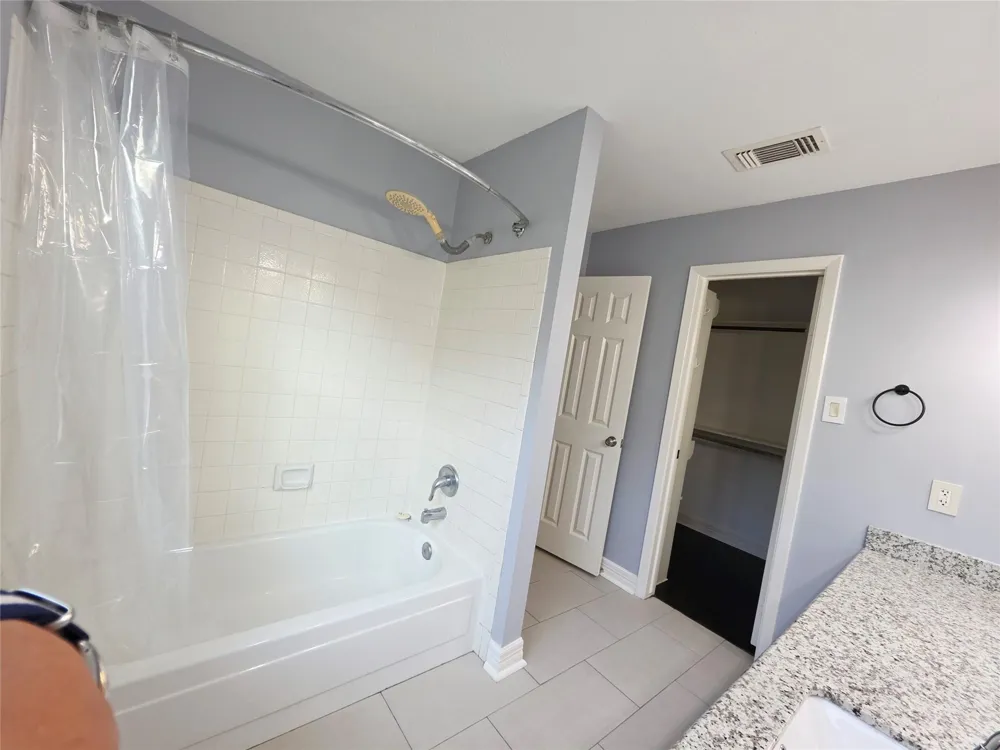 6711 Stonewater Houston, TX 77084
