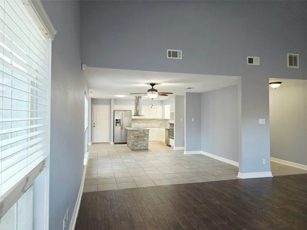 6711 Stonewater Houston, TX 77084