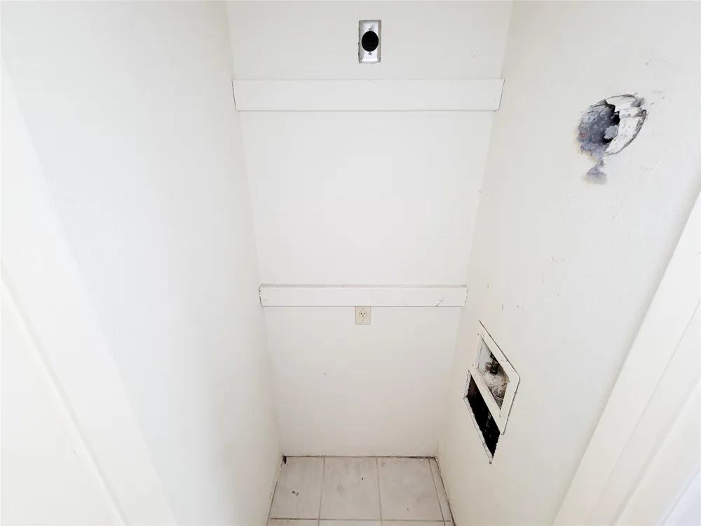 6202 Skyline #32 Houston, TX 77057