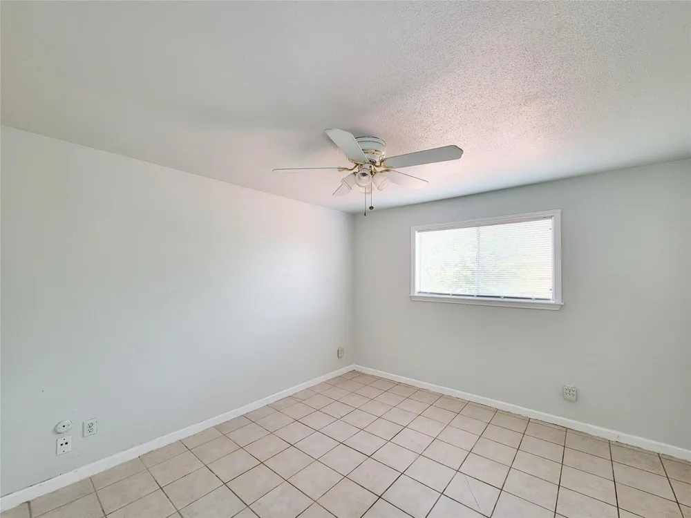 6202 Skyline #32 Houston, TX 77057