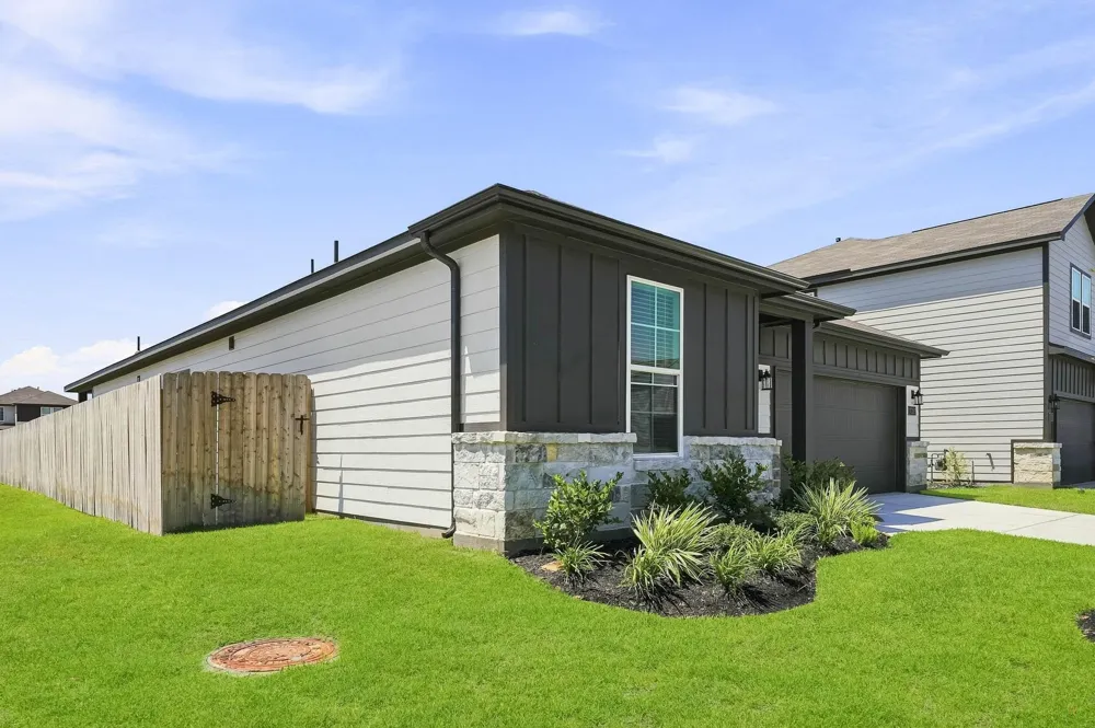 17207 White Peace Drive Waller, TX 77484