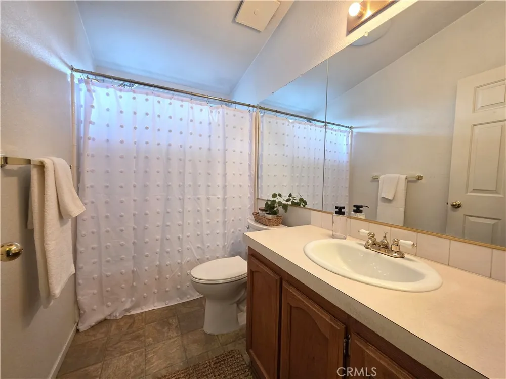 350 Gilmore Rd #111 Red Bluff, CA 96080