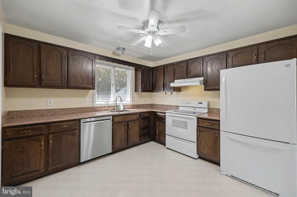 4710 7TH STREET S Arlington, VA 22204