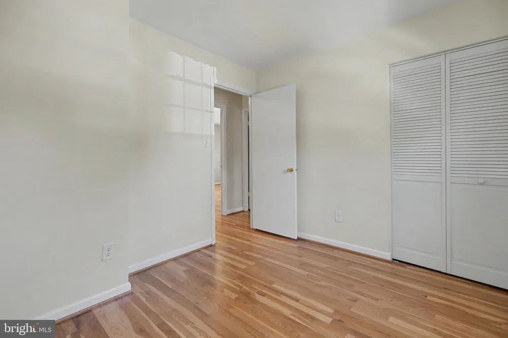 4710 7TH STREET S Arlington, VA 22204