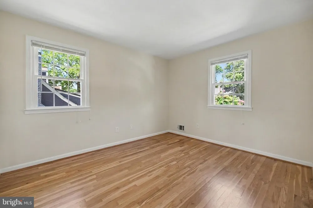 4710 7TH STREET S Arlington, VA 22204
