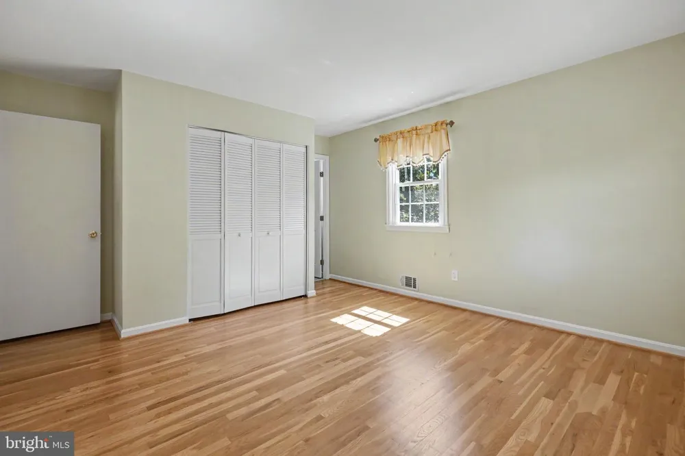 4710 7TH STREET S Arlington, VA 22204