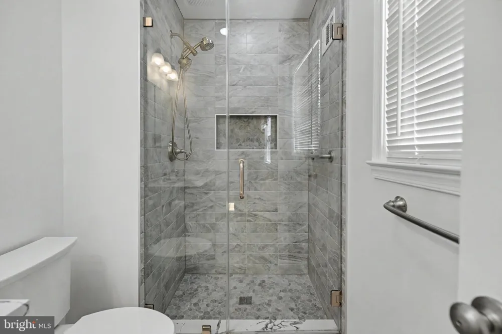 4710 7TH STREET S Arlington, VA 22204