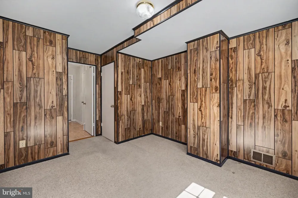 4710 7TH STREET S Arlington, VA 22204