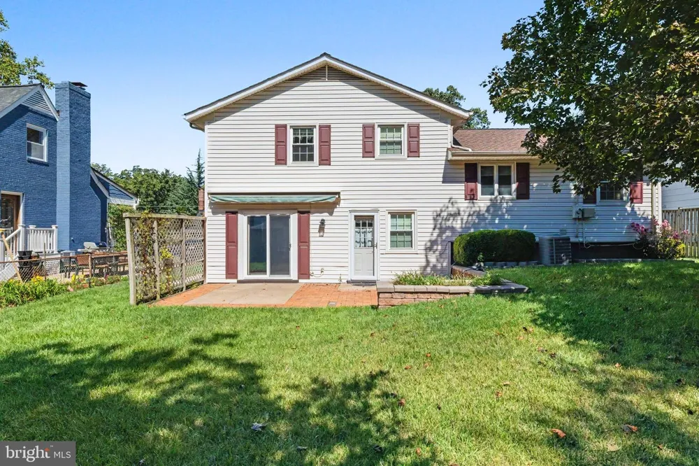 4710 7TH STREET S Arlington, VA 22204