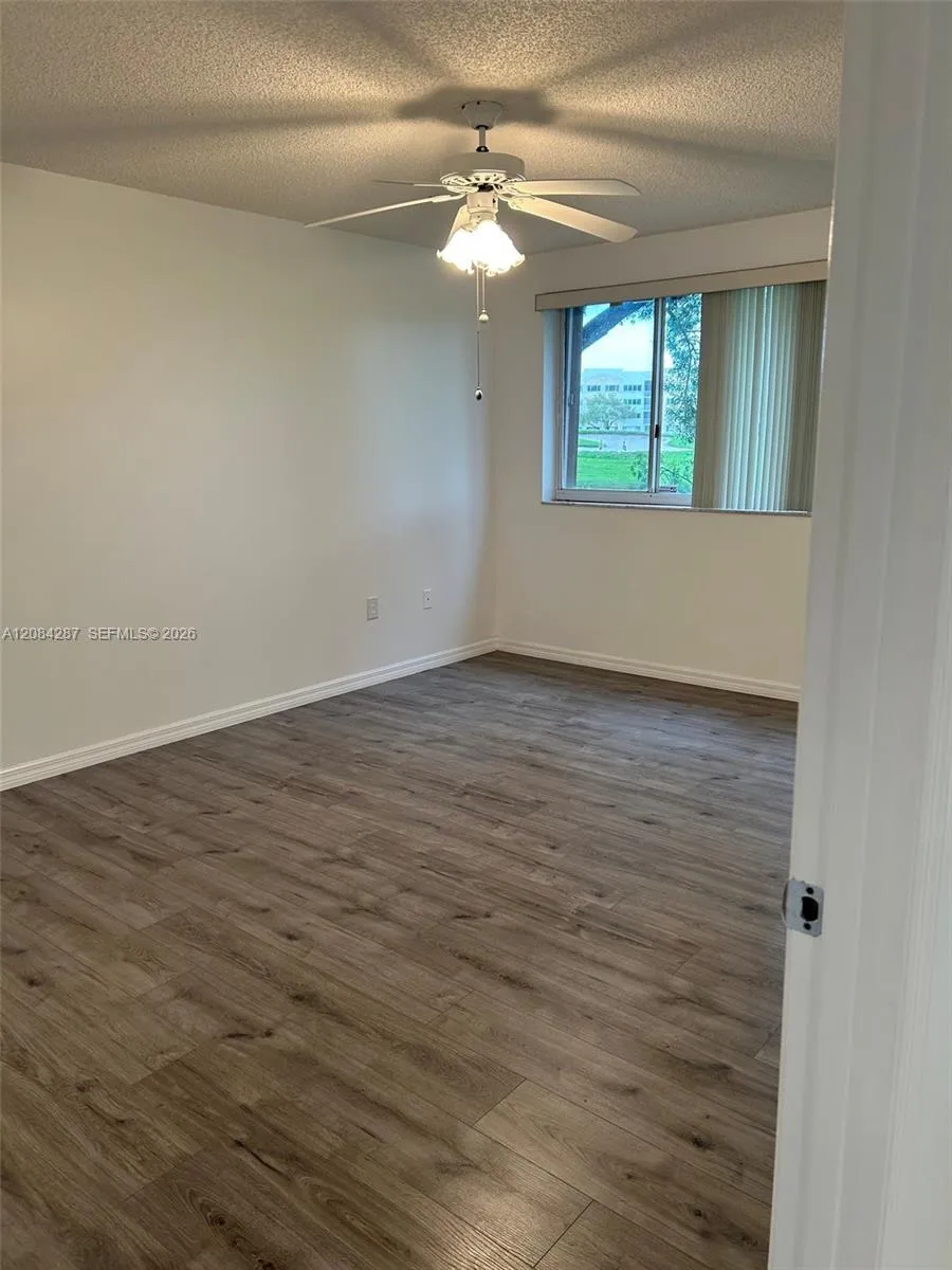 2541 Nob Hill Rd #109 Sunrise, FL 33322