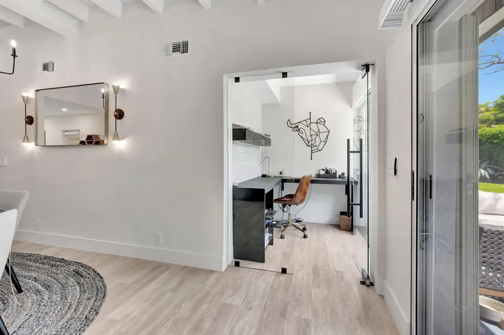 231 SE 3rd Avenue Delray Beach, FL 33483