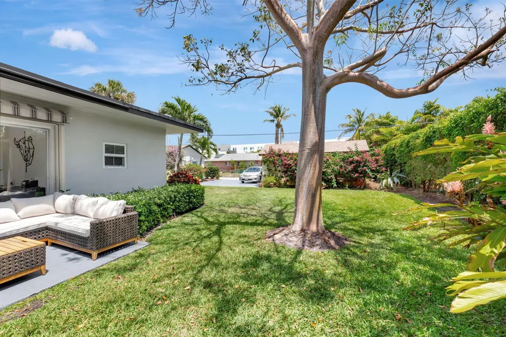 231 SE 3rd Avenue Delray Beach, FL 33483