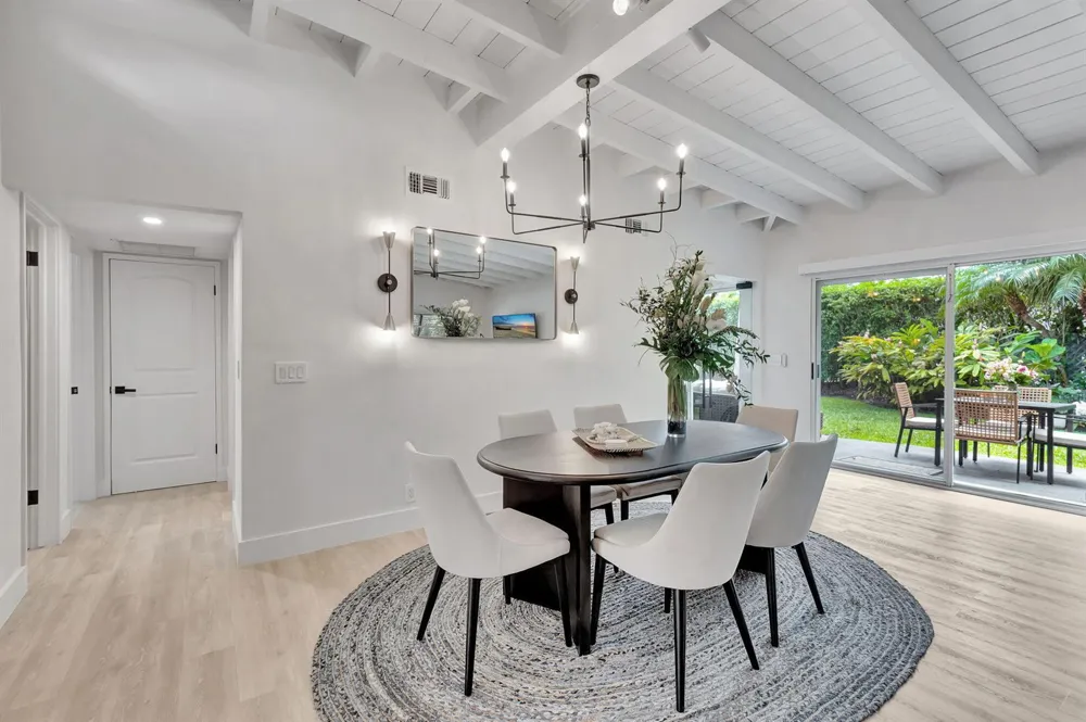 231 SE 3rd Avenue Delray Beach, FL 33483
