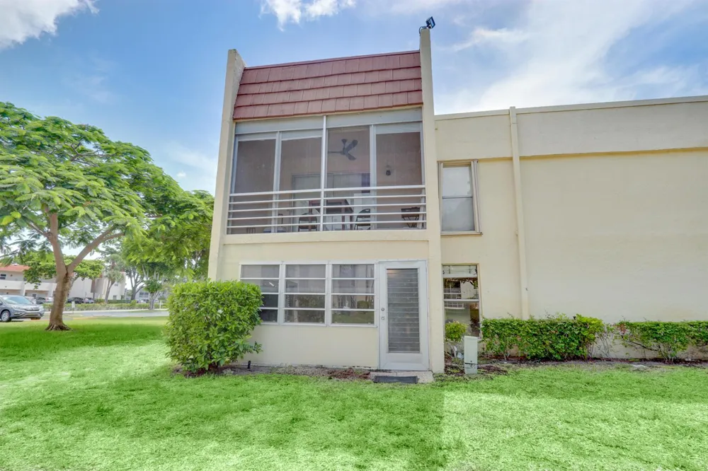 2800 FIORE WAY #115 Delray Beach, FL 33445